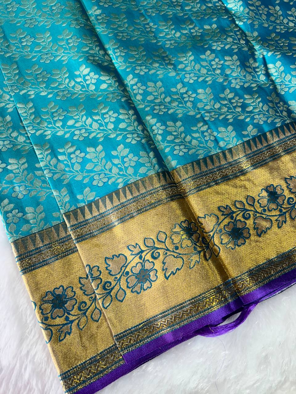 Sky blue pure handloom kanchipuram silk saree with 1g zari