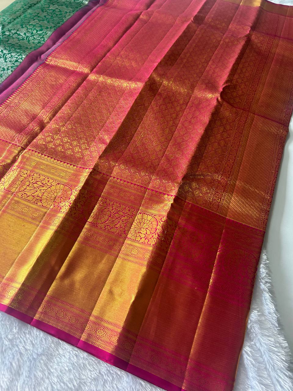 Green Pure Kanchivaram Silk Saree with 2g Zari