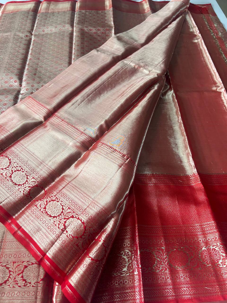 Beautiful Red Colour Pure Kanchipuram Silk Saree with 2g Zari