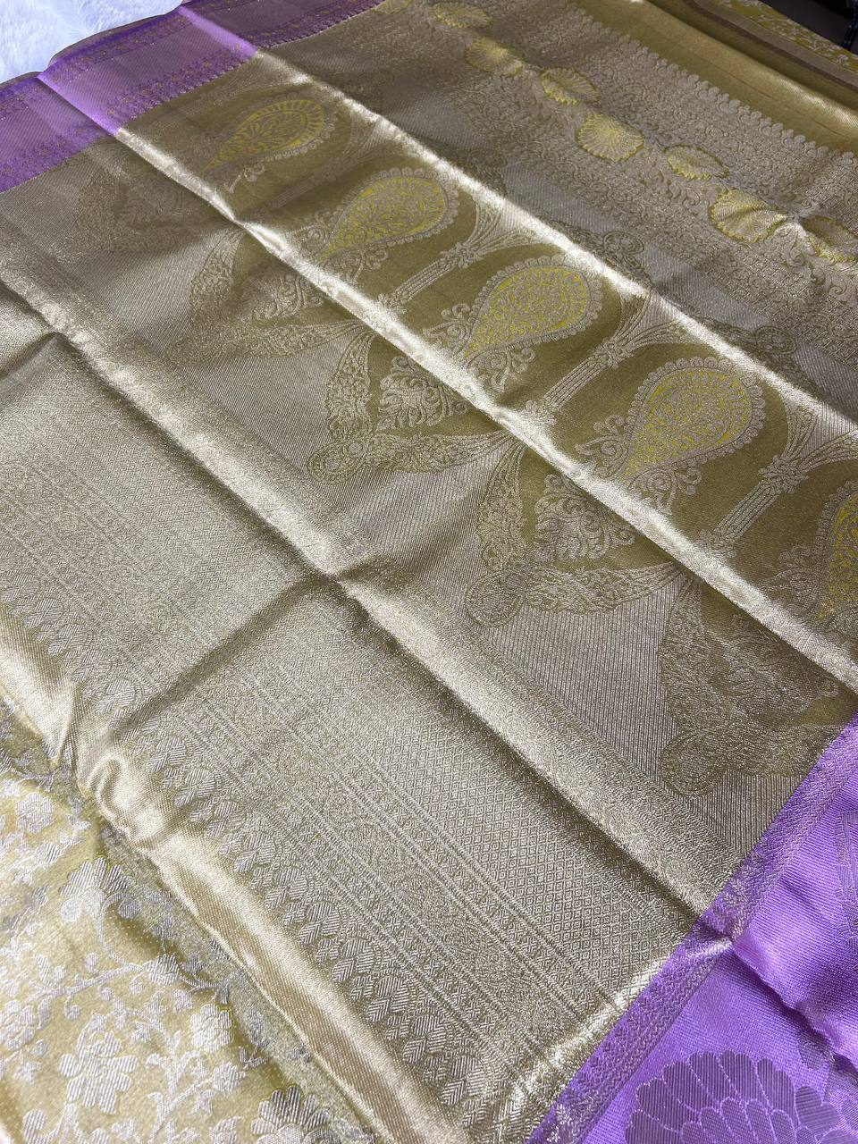 Trendy Floral Pure Kanchipuram Silk Saree with Big Zari Border