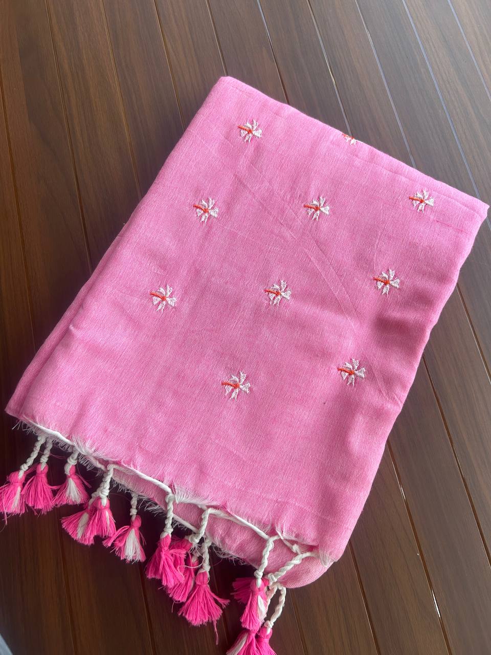 Khadi cotton saree with small flower embroidery - Baby pink