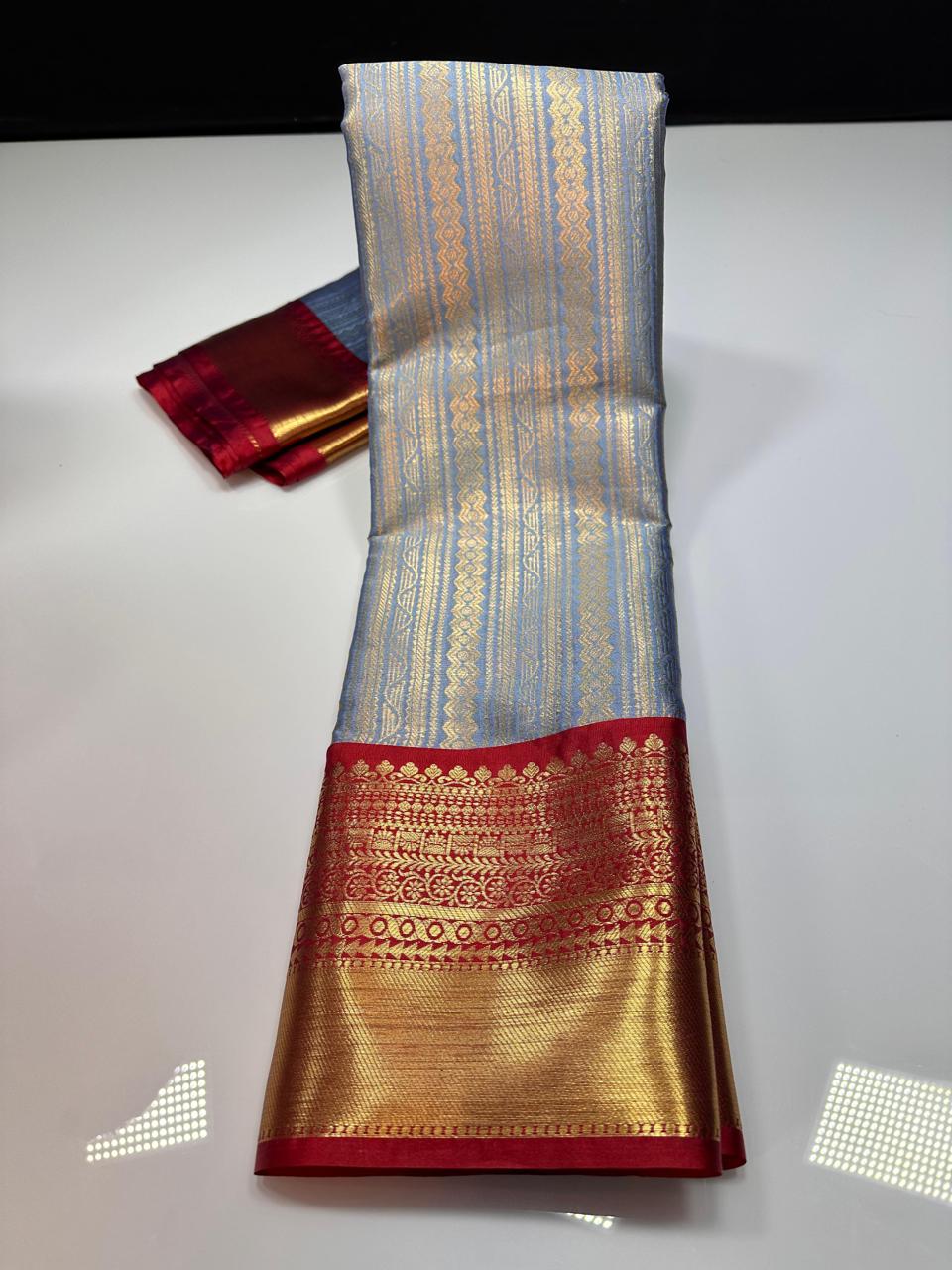 kanchipuram semi silk saree-Blue with red