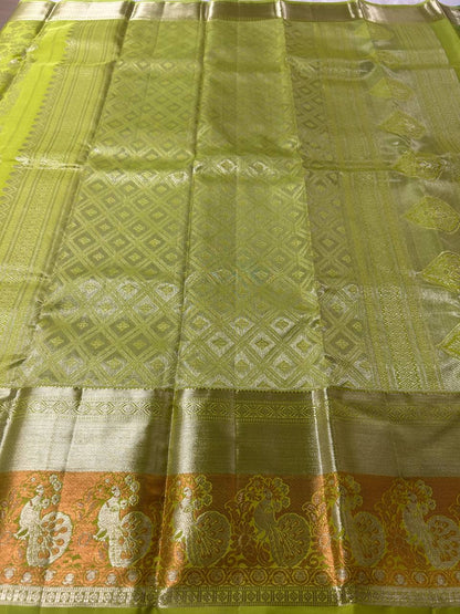 Green pure handloom silk saree with 1g zari